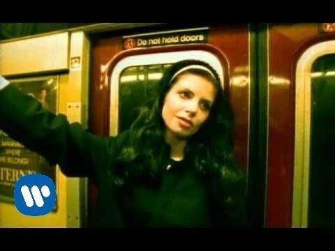 Piersi - Całuj Mnie