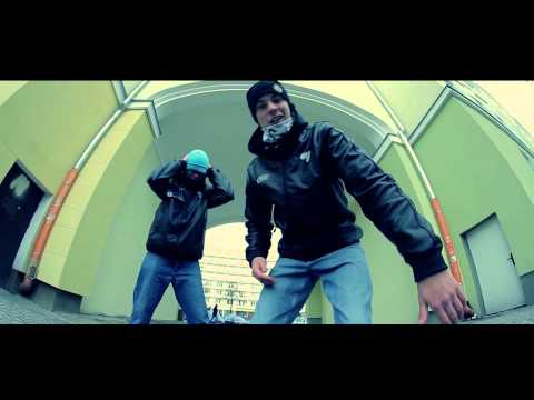 Małach - Fałszywka  feat.  Rufuz